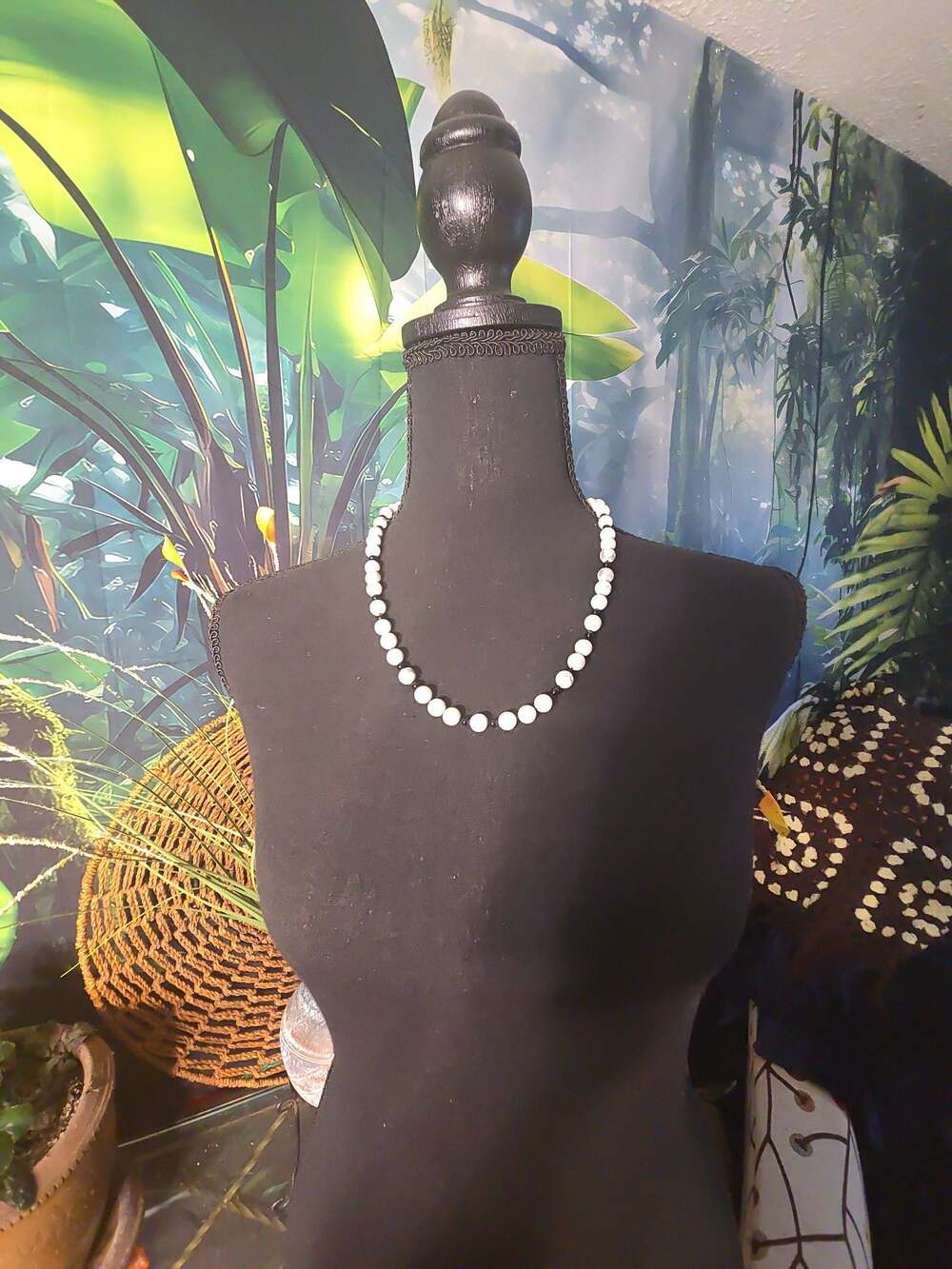 Unbranded White Stone and Black Bead Beaded Necklace